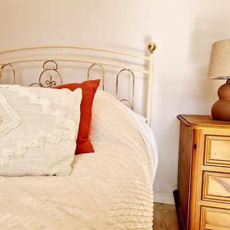 Hotel Le Paradou, Au Bord Du Lot 3*