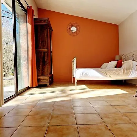 Le Paradou, Au Bord Du Lot Hotel